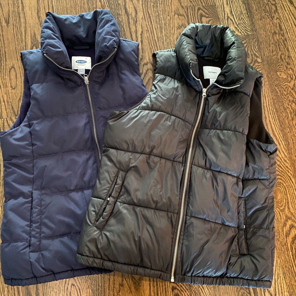 Set of two gently used Old Navy puffer vests